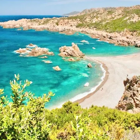 Aparthotel Isa Cugnana Verde